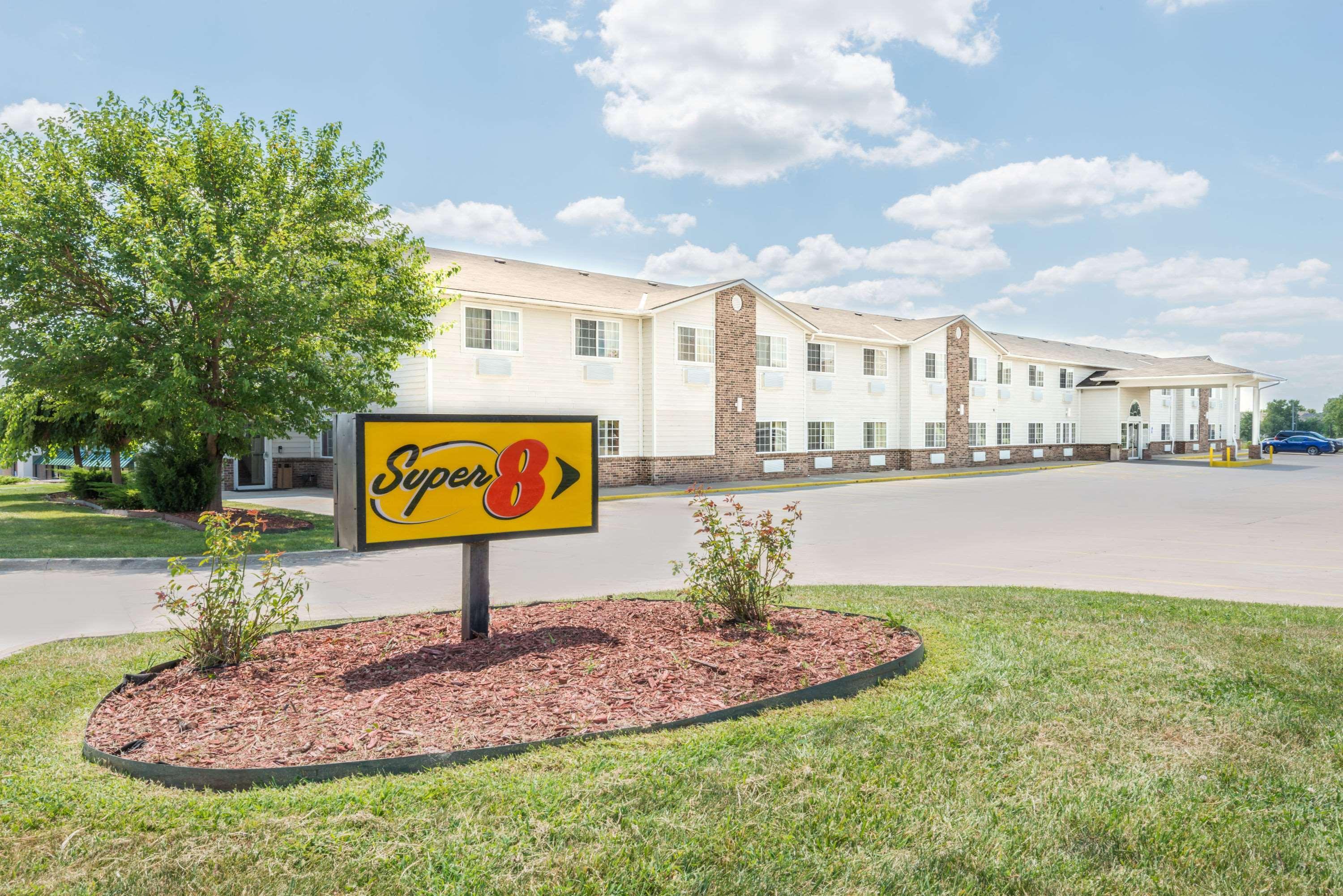普拉特城/堪萨斯城国际机场北速8酒店 Platte City 外观 照片